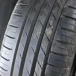 Letní pneu 245/40 R18 97Y Bridgestone 5,5mm - 2
