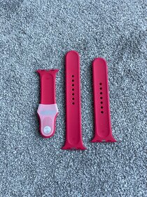 Nový řemínek Race Red na Apple Watch 44 mm - 2