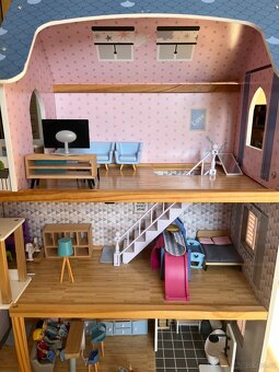 Dřevěný domeček pro panenky Playtive Junior – dobrý stav - 2