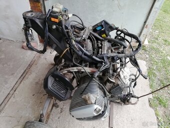 Motor bmw R1100r - 2