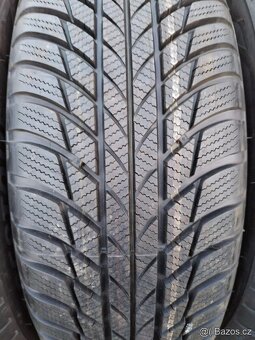 215/65/17 zimni pneu BRIDGESTONE 215/65 R17 - 2