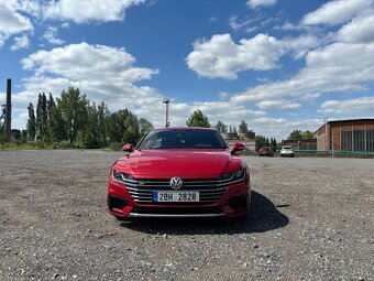 Volkswagen Arteon 2.0 TDI 110 KW R-LINE 2019 - 2