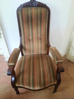 VELKÉ STYLOVÉ KŘESLO / TRŮN - 2