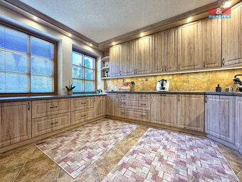 Prodej rodinného domu, 450 m², Horní Bludovice - 2
