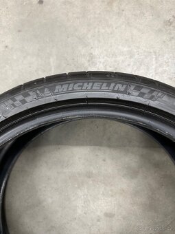 245/35R20 Michelin Pilot Super Sport - 2