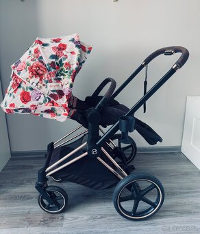 Sportovní kočárem Cybex priam Spring Blossom light s přísluš - 2