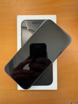 Nový Apple iPhone 16 pro - 2