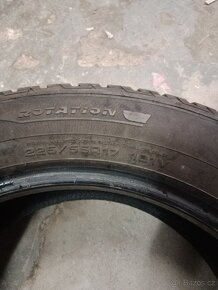225/55 R17 - 2