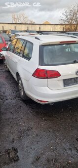 bouraný Volkswagen Golf 7 - 2