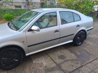 Škoda Octavia - 2