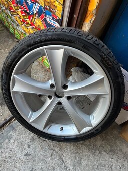 275/35 r20 - 2