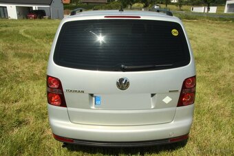 Rodinný vůz VW Touran 2,0 CNG - 2