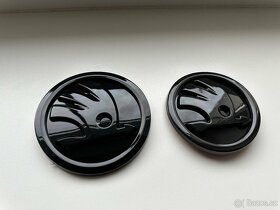 Znak Škoda 80mm 90mm Černý Lesklý - 2