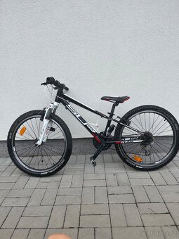 Superior XC 24 - 2