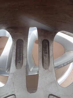 Alu kola Luxon R18 7,5Jx18 ET46 - 2