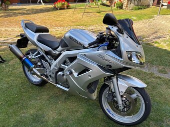 Suzuki SV650s - 2