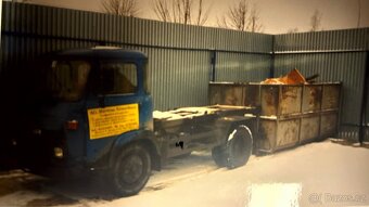 KOUPÍM LANOVÝ NOSIČ KONTEJNERŮ - 2