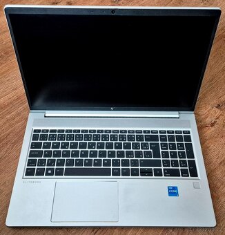 ⭐ Notebook HP EliteBook 650 G10 - 16GB, 512GB SSD, Win11 ⭐ - 2
