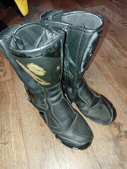 Dvoudílná noto kombinéza a boty - 2