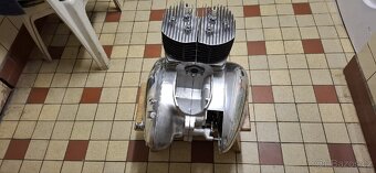 Jawa 350/354 kývačka motor - 2