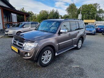 MITSUBISHI PAJERO 3.2DiD 147KW R.V.2012/7-MÍSTNÉ - 2