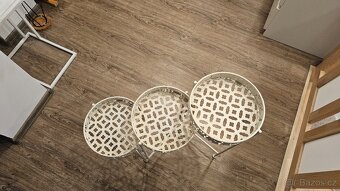 Závěsy, podstavce, stojany na rostliny - 2