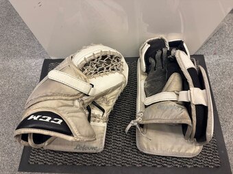 DĚTSKÝ SET LAPAČKA A VYRÁŽEČKA CCM YOUTH - PRO NEJMENŠÍ - 2