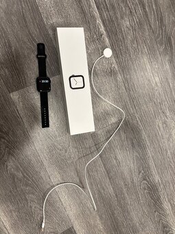 Apple Watch 4 Nike - 2