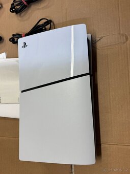 Playstation 5 SLIM + Mechanika + 2 ovladače - 2