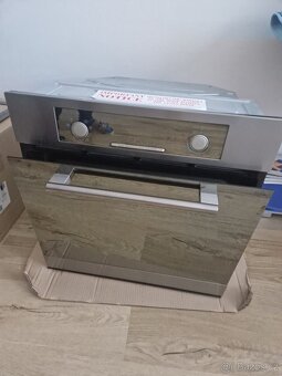 Elektrická vestavná trouba Baumatic - 2