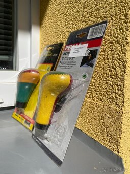 Prodám barevné hlavice řadící páky - 2