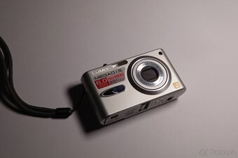 Panasonic Lumix FX3 - 2