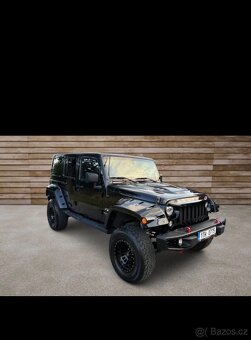 Jeep Wrangler Sahara Unlimited - 2