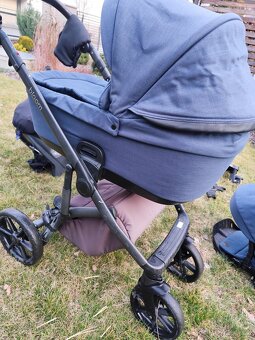 Roan Bloom včetně autosedačky a příslušenství - 2