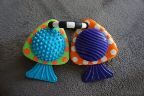 Pískací rybičky na kočárek - 2