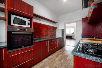 Prodej bytu 3+1, 98 m², Holice, ul. Pod Parkem - 2