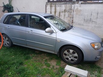 Kia cerato - 2