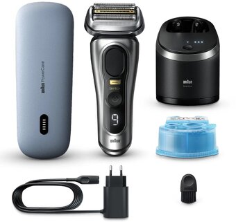 Elektrický holicí strojek Braun Series 9 PRO+, čistící sada - 2