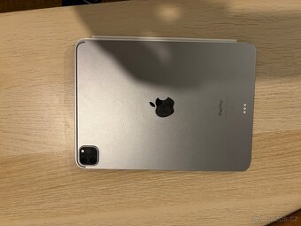 iPad Pro 11" 256GB M2 Vesmírně šedý 2022 - 2