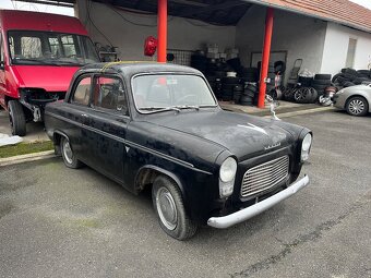 Ford Anglia 101e - 2