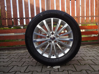 ZÁNOVNÍ LETNÍ ORIGINÁL ŠKODA 18" 5x112 pneu 235/55R18 - 2
