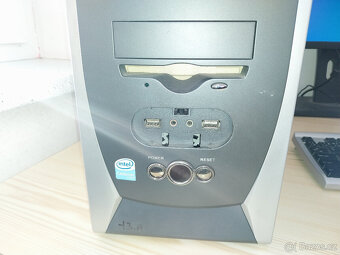 Prodám starší PC sestavu - 2