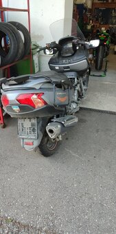 Suzuki 650 - 2