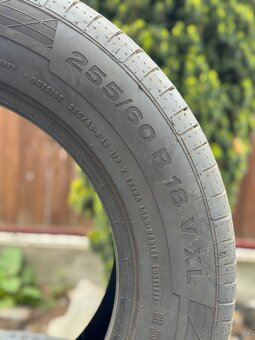 255/60 R18 Continental - 2
