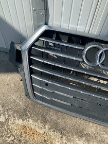 Maska audi q7 15-20 s-line naraznik Mrizka chrom - 2