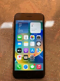 iPhone SE 64 GB - 2