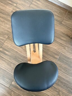 Ergonomická klekačka – nastavitelná, na kolečkách - 2
