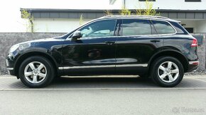 VW Touareg 3.0TDI 193 kW 4x4 Bi-Xenon, vzduch, rok 2016 - 2