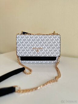 Stylová crossbody kabelka Michael Kors - 2