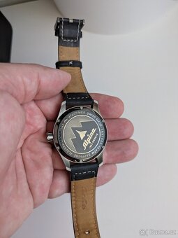 Švýcarské hodinky Alpina s automatickým nátahem - 2